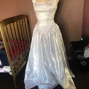 Wedding dress size 6